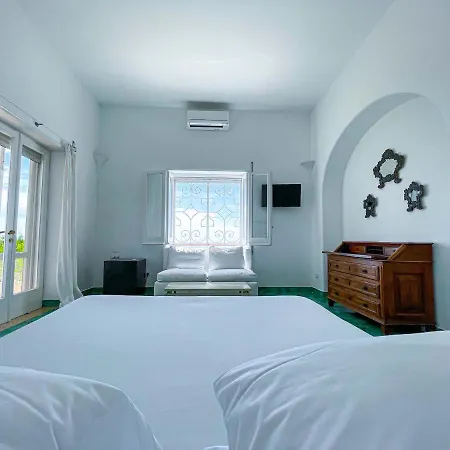 Il Carrubo Capri Landhaus *