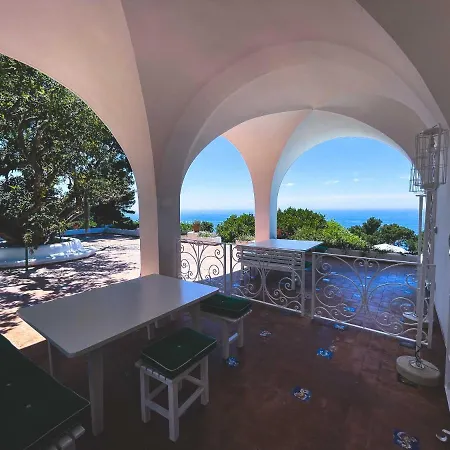 Gospodarstwo wiejskie Il Carrubo Capri Anacapri (Isola di Capri)