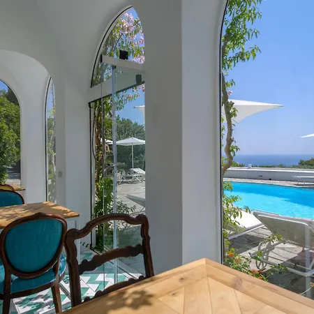Il Carrubo Capri Gospodarstwo wiejskie