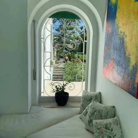 Il Carrubo Capri אנה קאפרי